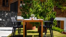 patio dining Aurelio Lech