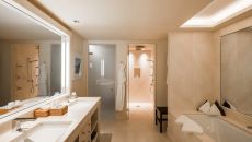 bathroom Aurelio Lech