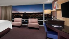 Deluxe King Room Seating Area