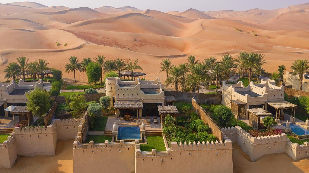 qasr al sarab desert resort by anantara abu dabi birlesik arap emirlikleri