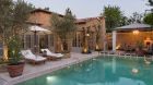 Pool, exterior
