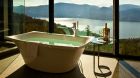 Penthouse Bath lake okanagan view