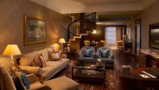 Three Bay Suite Living Rm at The Leela Palace Udaipur