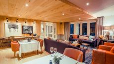 AtholPlace Hotel Restaurant & Lounge