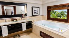 Honeymoon  Junior  Suite.