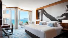 Deluxe King Sea View