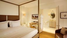 Coworth Park A Stable Bedroom Coworth Park