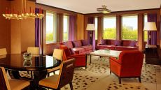 curzon suite sitting room