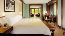 See more information about 45 Park Lane Park Lane Suite bedroom