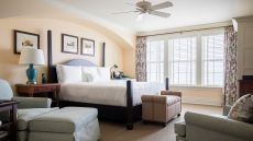 Deluxe King Ocean House