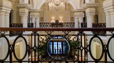 Waldorf Astoria Club Atrium