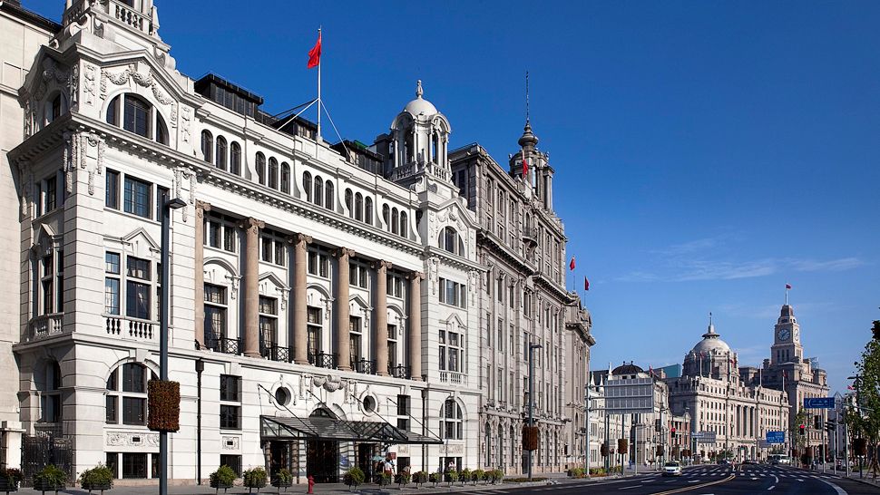 The 10 Best Luxury Hotels in Shanghai for an Unforgettable Journey