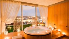 tub view at The Yeatman