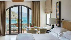 premium sea view suite