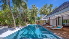 2bedroom family beach pool villa deck