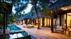 Beach Pool Residence Anantara Kihavah.