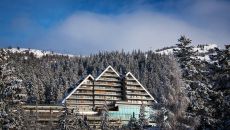 winter exterior od Crans Ambassador
