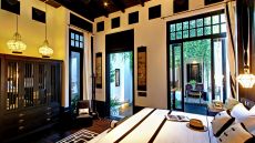 Pool Villa Chinese Bedroom