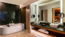 Prince Suite Bathroom