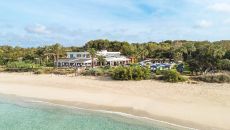 Beach Gecko Beach Hotel 2024