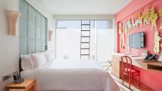 new hotel room STUDIO