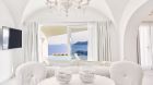 royal pool suite