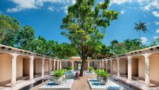 Deluxe Area Courtyard