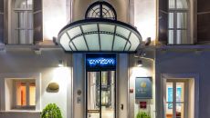 enterance 01 at Tomtom Suites