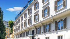 exterior day 01 at Tomtom Suites