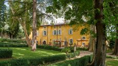 walkway at Villa Cordevigo