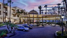 Valet Front Evening at Balboa Bay Resort