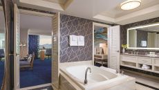 87507658 Elite King Suite 7966x5805 Mandalay Bay