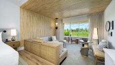 Hyatt Regency Indian Wells King Step Down AT Hyatt Regency Indian Wells