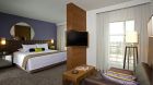 grand king guestroom