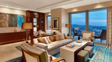 horizon suite living room