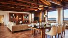 San Clemente Suite-living room