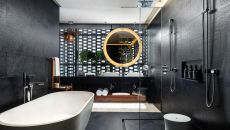 Penthouse bathroom The Temple House