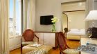 Suite, Side