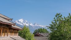 Snow Mountain view summer at Amandayan