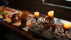 Hotelito de Alma candlelit