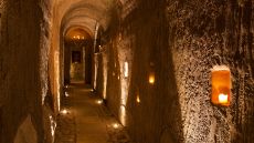 Hotelito de Alma candlelit hallway
