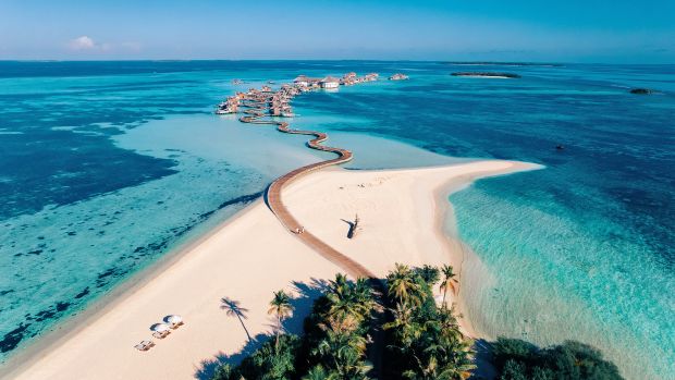 luxury eco-friendly hotels, sustainable travel, luxury hotels Maldives, Soneva Jani Maldives