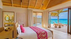 Water pool villa bedroom