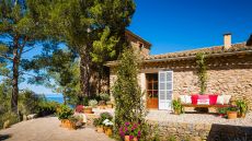 Son balagueret entrance