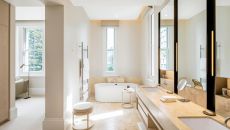 Treasury King Room Bathroom COMO The Treasury