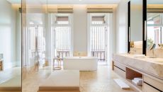 Heritage Balcony Bathroom COMO The Treasury