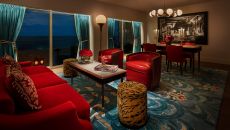 Premier Oceanfront Corner Suite