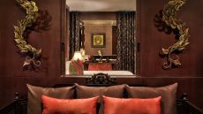 S Class Suite Living Room