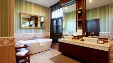 S Class Suite Bathroom