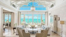  Executive  Penthouse  Living room